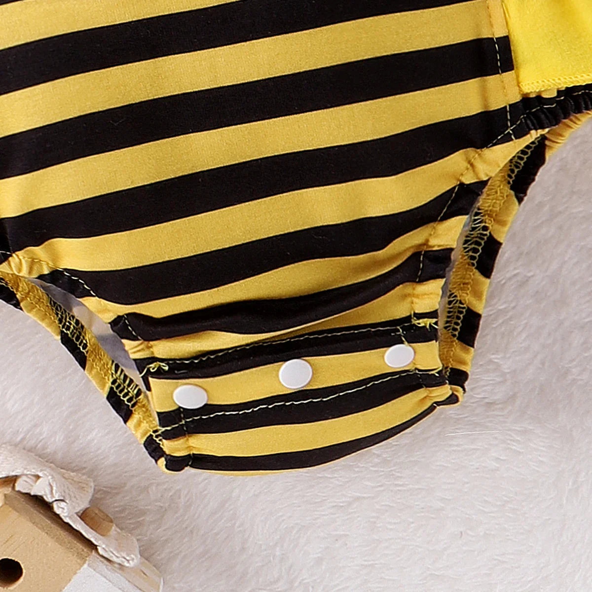 Baby Girls Marine Flutter Sleeve Romper Set Suitable for Summer Season Soft and Comfortable Perfect for Outings 2pcs
