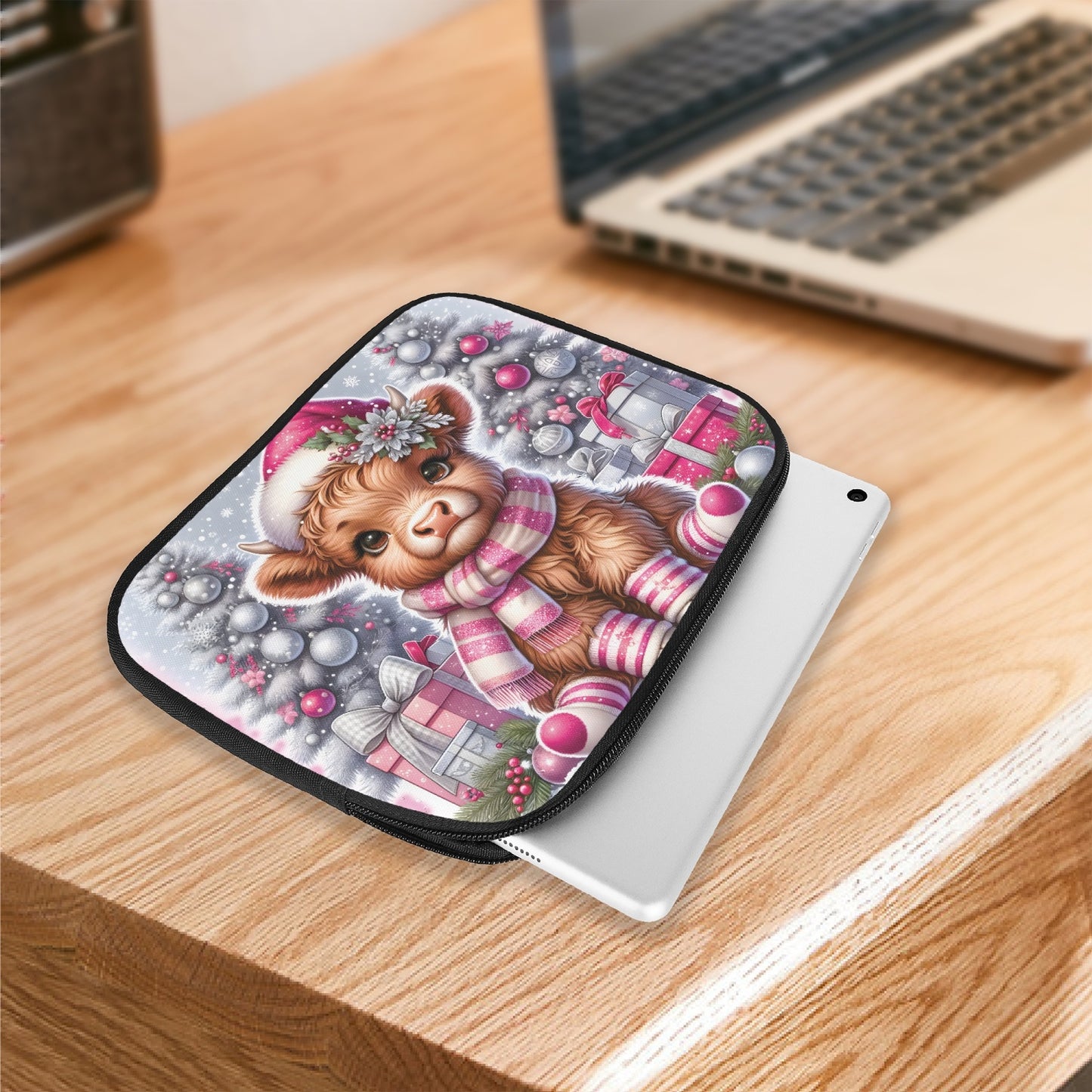 Tablet Sleeve - Christmas - Highland Cow - awd-1368