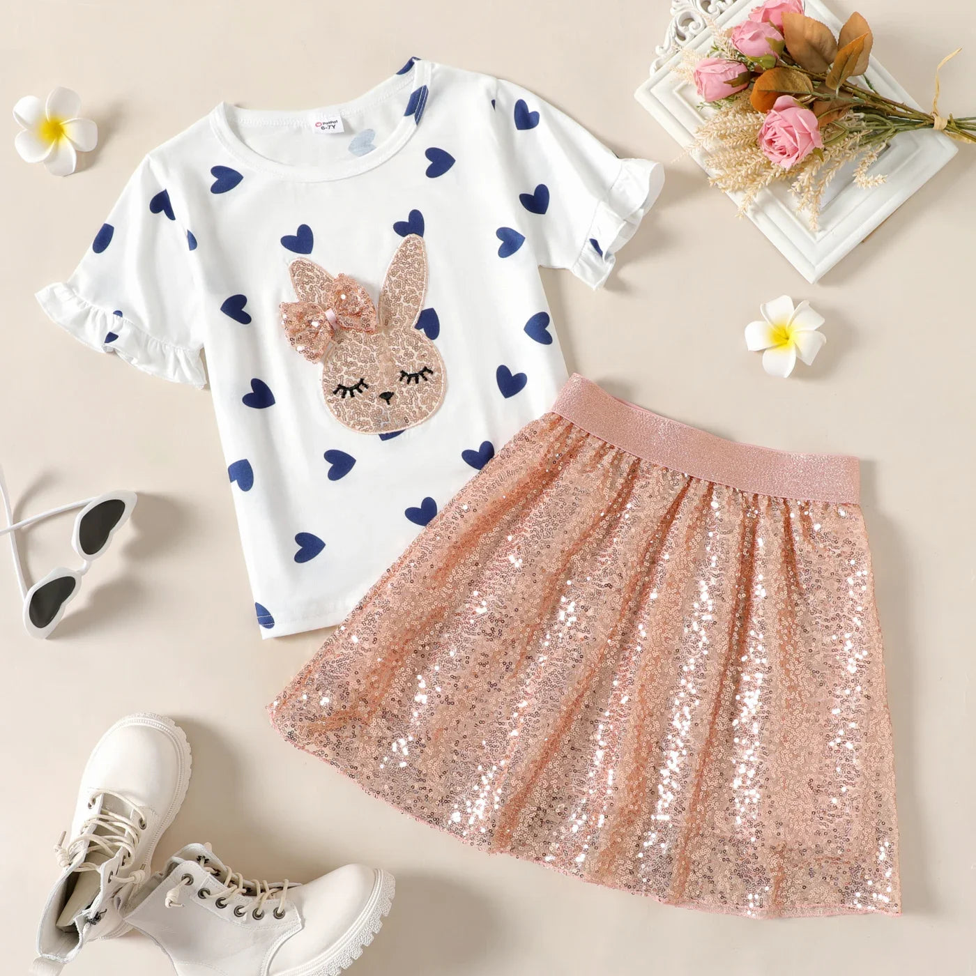 Kid Girl Unicorn Letter Print/Sequin Rabbit Pattern Heart Print Short-sleeve Tee and Sequined Skirt Set 2-piece