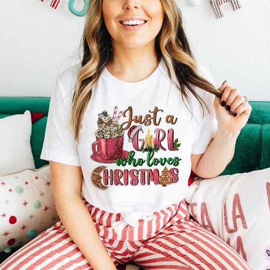 Just A Girl Who Loves Christmas Print Shirt Women Christmas Outfit Tops Short Sleeve T Shirt Girls Xmas Shirts Holiday Clothes