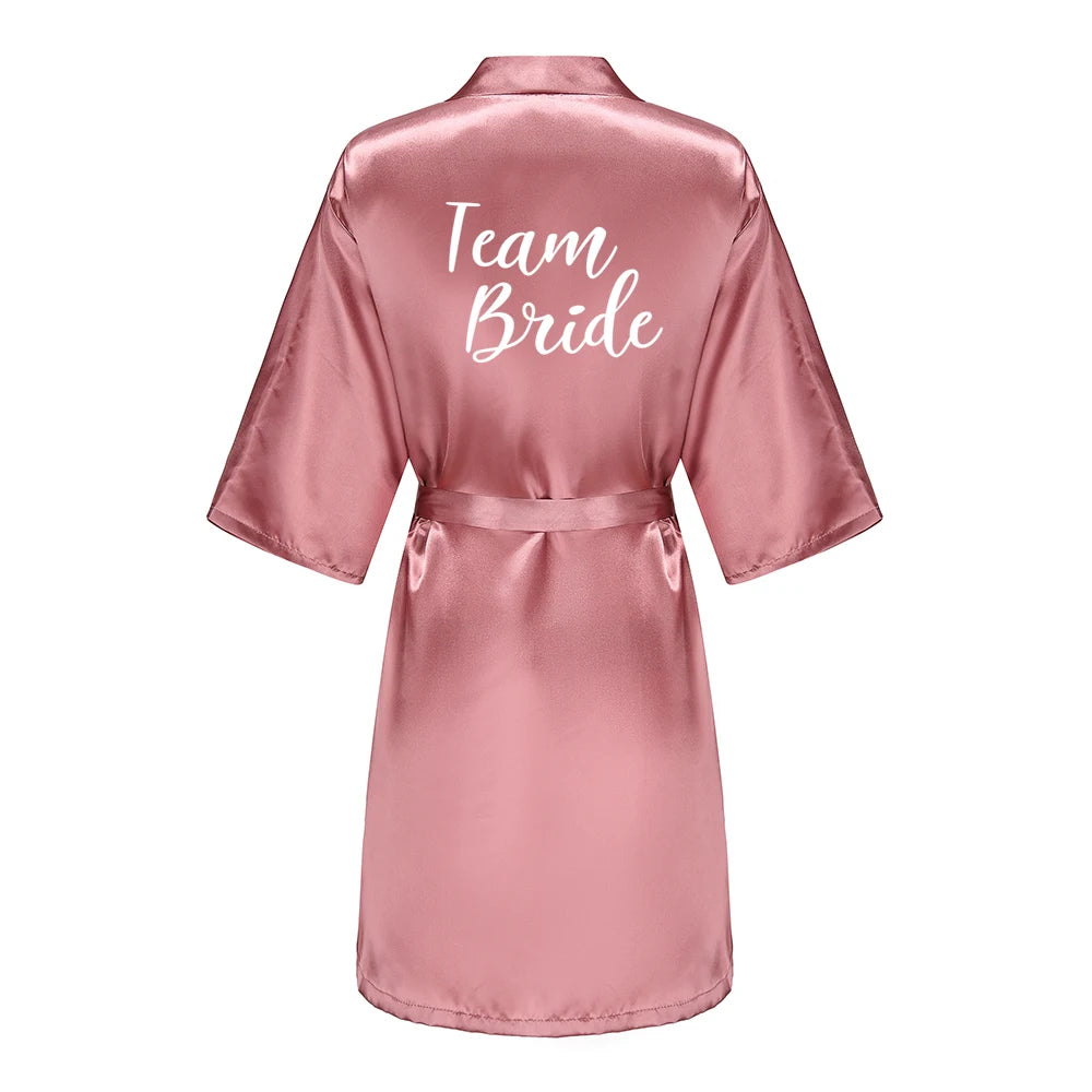 New Bridal Party Bridesmaid Sister Mother Shower Gift Wedding Short Team Bride Robes With White Text Women Bathrobe