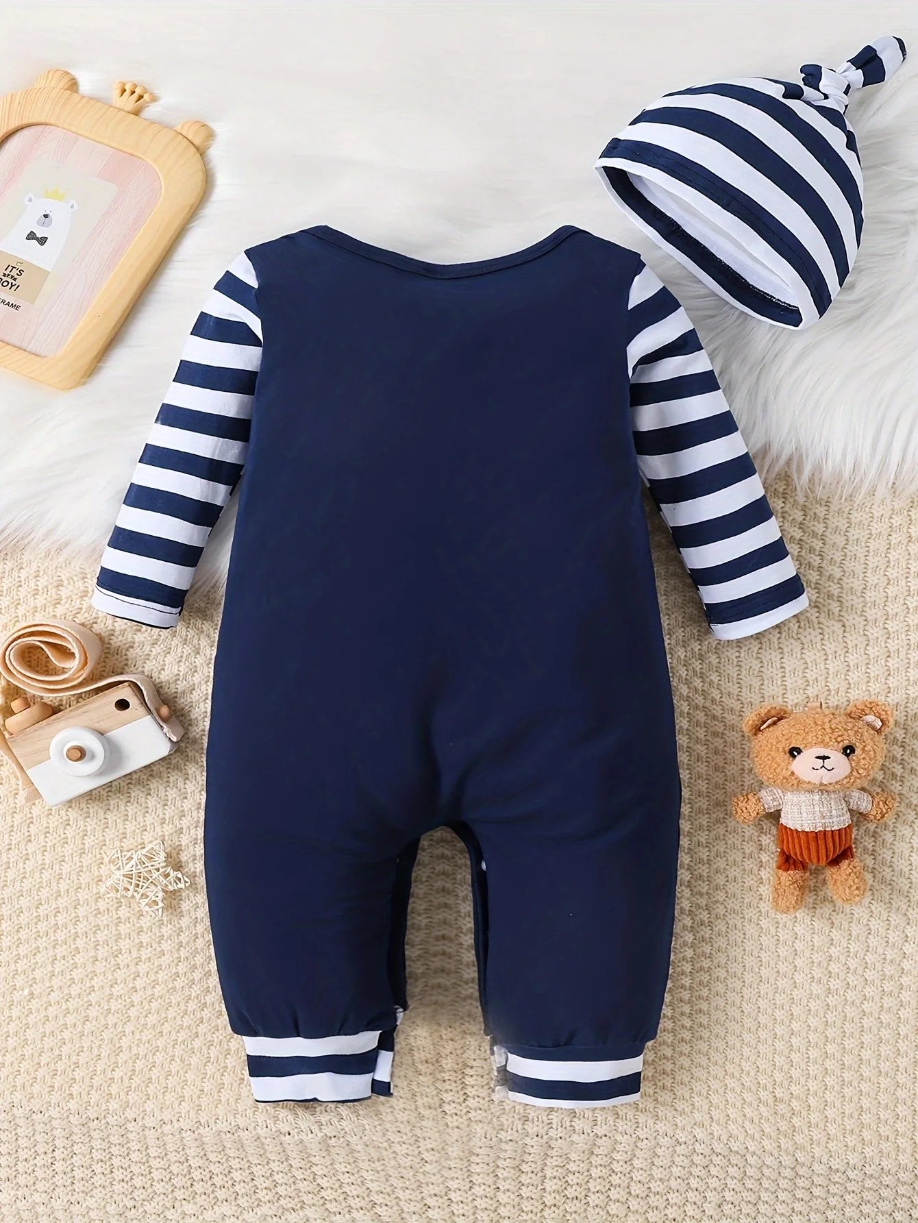 Baby Boys And Girls Christmas Day Style Monogram Print Panels Striped Long Sleeve Climbing Suit 0-18 Months Spring Autumn