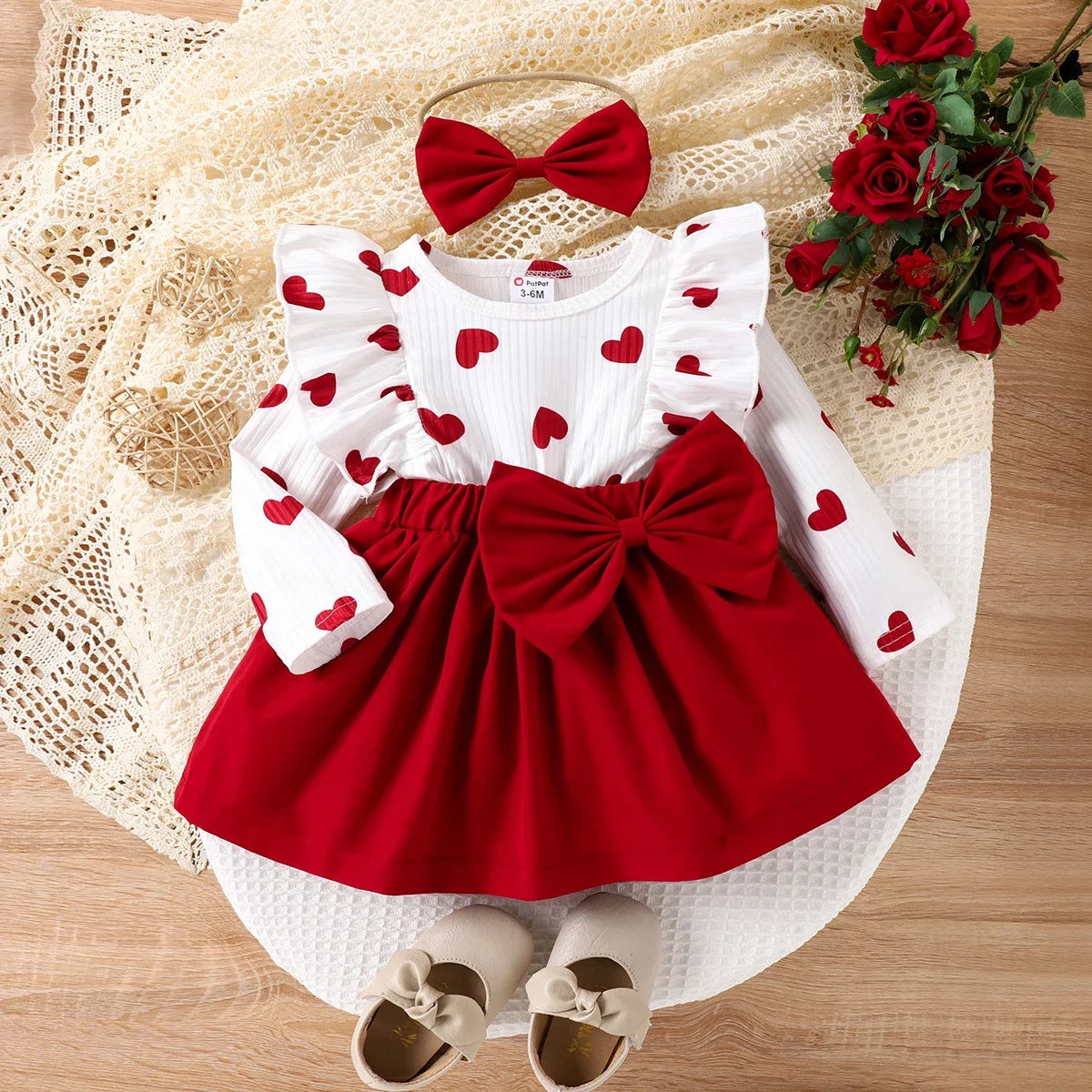 Baby Girl Heart-shaped Dress Set Soft and Comfortable  Perfect for Outings and Daily Wear Basic Style 2pcs