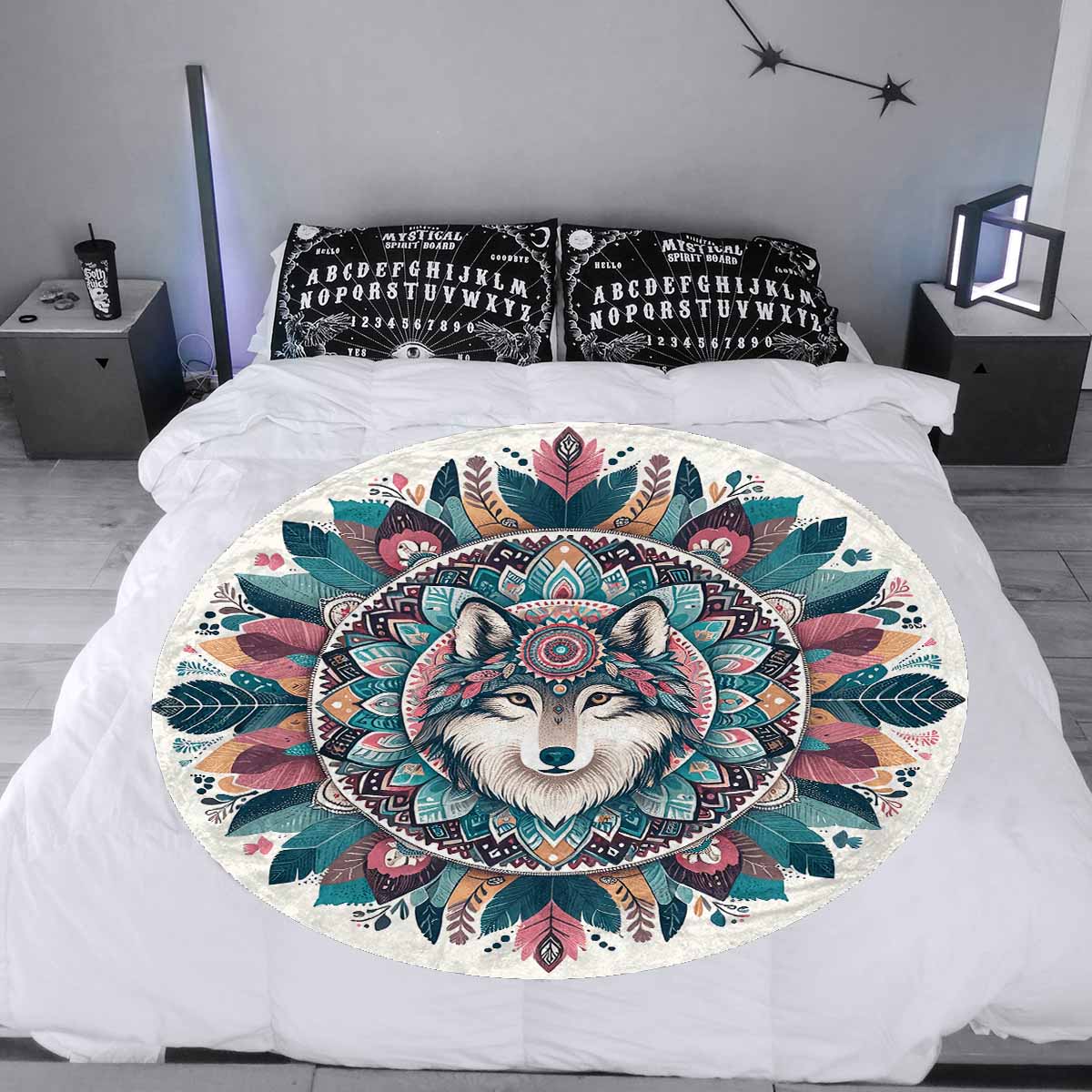 Mandella_Wolf_Awd35139_39  Circular Micro Fleece Blanket 60"