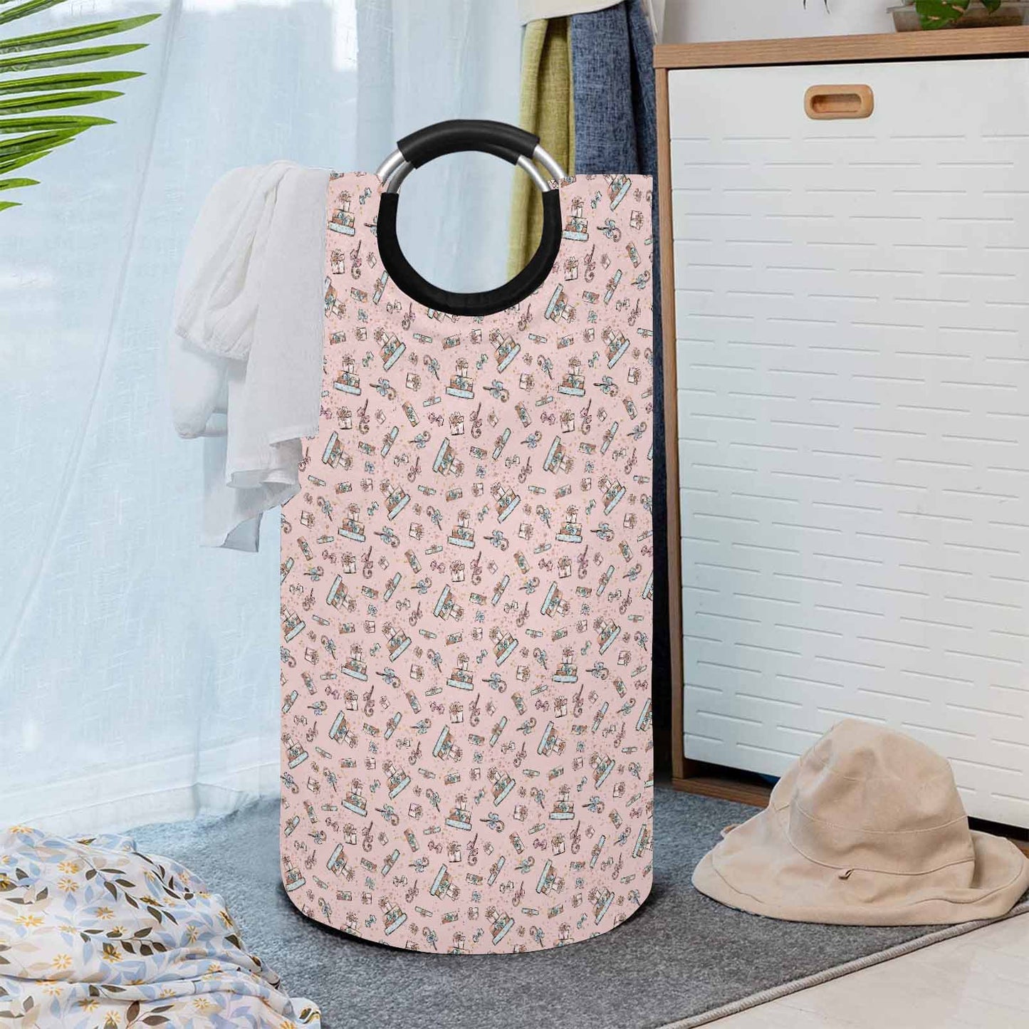 Presents 50  Round Laundry Basket