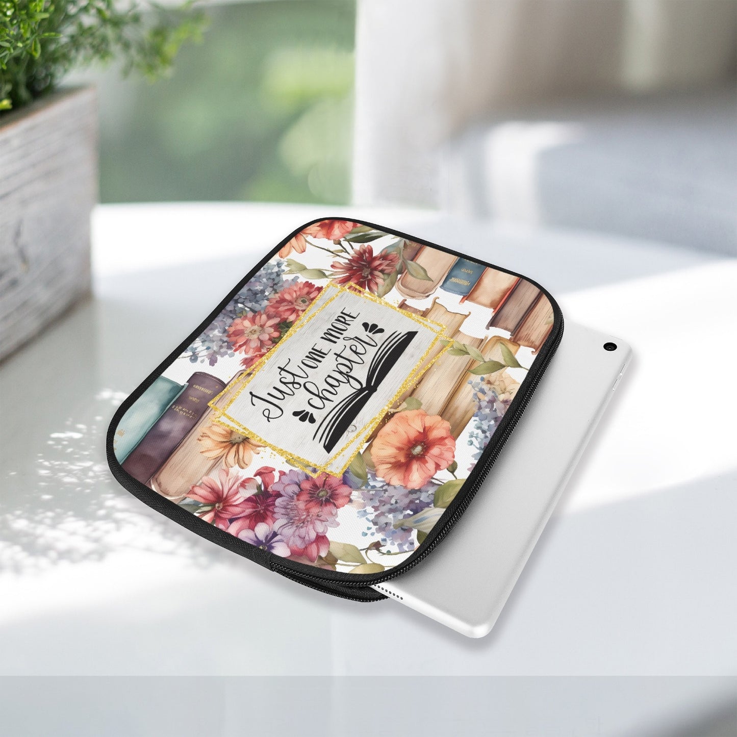 Tablet Sleeve - Books - Just one more Chapter - awd-503