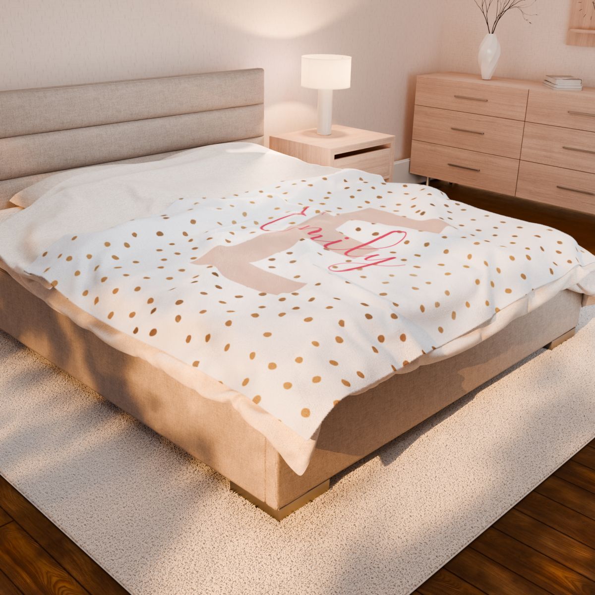 Personalized Polka Dot Blanket, Custom Name Plush Throw, Cozy Gift for Home Decor, Soft Velveteen Blanket, Monogrammed Bedding, Warm Blanket